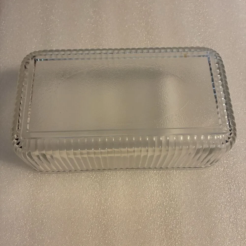 Vintage Clear Refrigerator Dish W/ Fruit Lid. Has 1 Chip On Rim. See Pics. 1950s